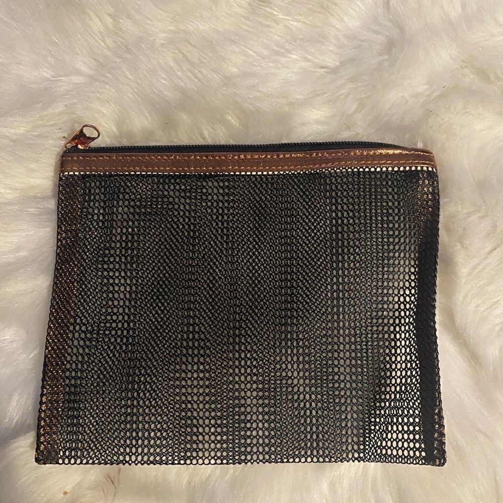 Soft mesh cosmetic case BNWOT #10